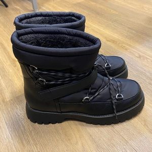 Winter boots